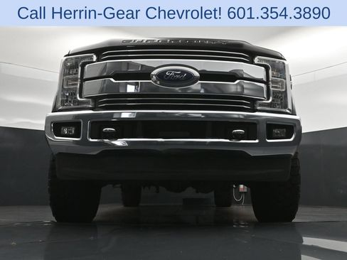 Used 2019 Ford F250 Lariat w/ Lariat Ultimate Package AWD/4WD image 45