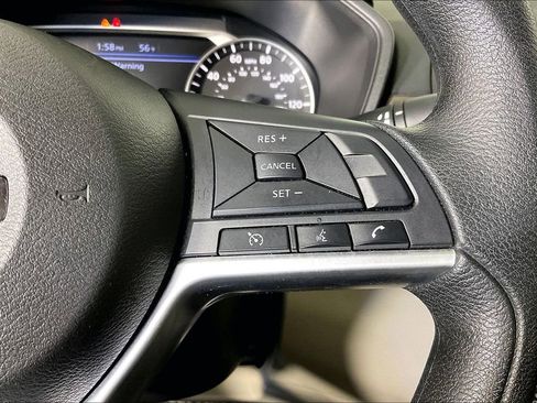 Used 2024 Nissan Altima 2.5 SV AWD/4WD image 28