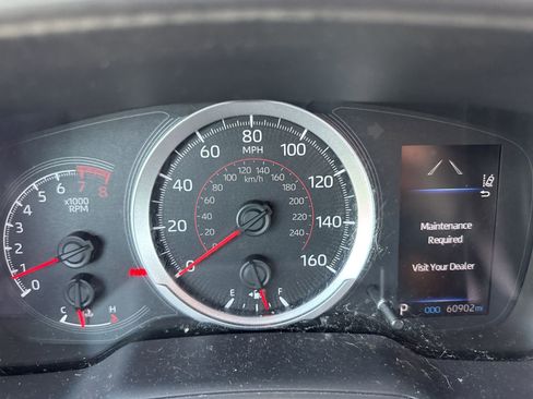 Used 2022 Toyota Corolla SE FWD image 9