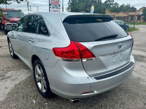 Used 2011 Toyota Venza AWD w/ Comfort Pkg image 11