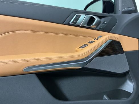 New 2026 BMW X5 xDrive40i w/ M Sport Package image 19