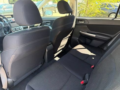 Used 2015 Subaru Crosstrek 2.0i Premium AWD/4WD image 17