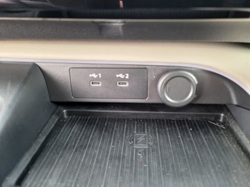 Used 2026 Nissan Sentra SL w/ Floor Mat Package FWD image 25