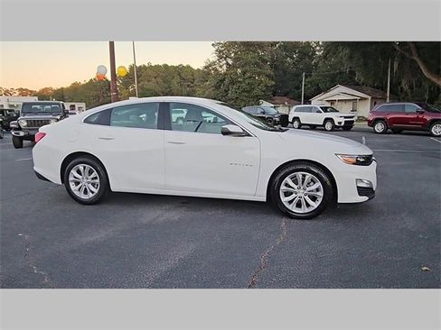 Used 2024 Chevrolet Malibu LT image 34
