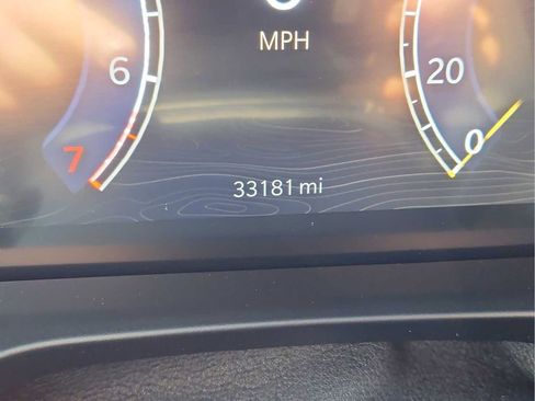 Used 2023 Jeep Grand Cherokee Overland w/ Luxury Tech Group IV AWD/4WD image 24