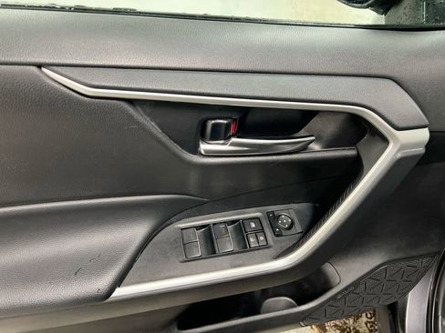 Used 2024 Toyota RAV4 XLE image 21