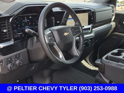 Used 2023 Chevrolet Silverado 1500 LT AWD/4WD image 30