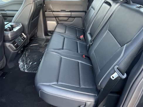 New 2025 Ford F150 Lariat w/ Equipment Group 501A Mid image 24