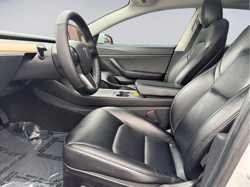 Used 2021 Tesla Model 3 Long Range image 9