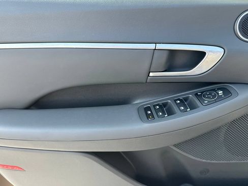 Used 2021 Hyundai Sonata SEL FWD image 17