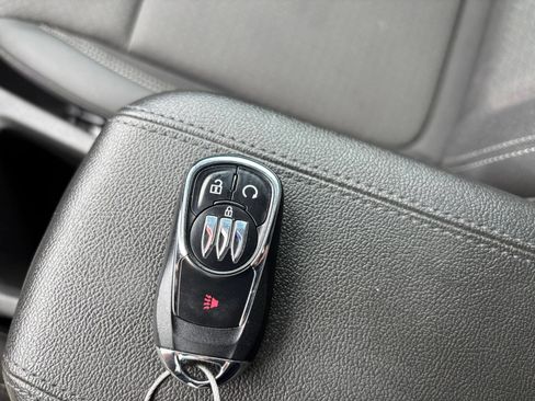 Used 2026 Buick Encore GX Preferred AWD/4WD image 24