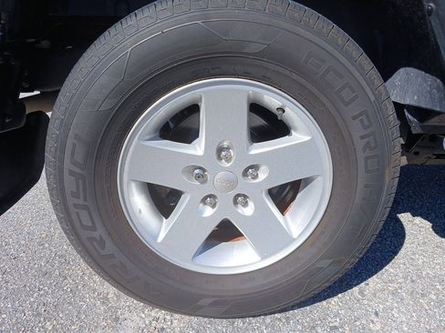 Used 2017 Jeep Wrangler Sport w/ Quick Order Package 24S image 34