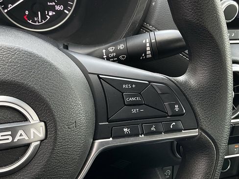 Used 2024 Nissan Sentra SV image 22