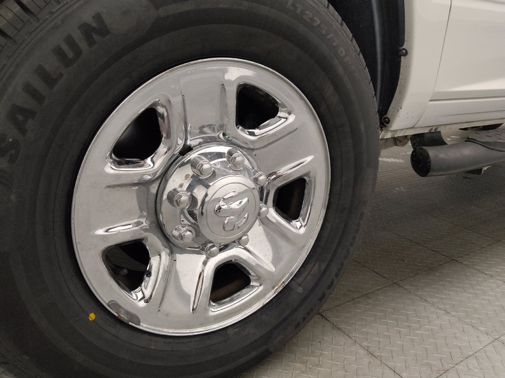 Used 2017 RAM 2500 Tradesman w/ Chrome Appearance Group AWD/4WD image 31