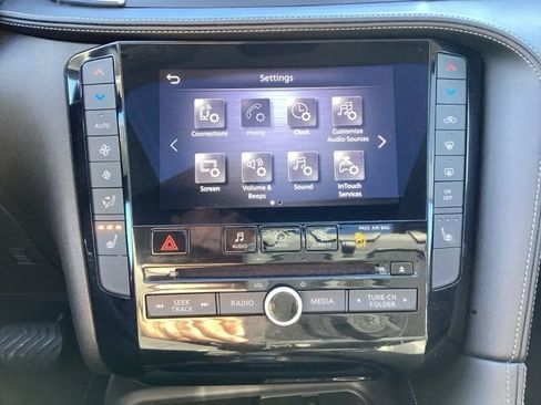 Used 2024 INFINITI QX50 Luxe image 23