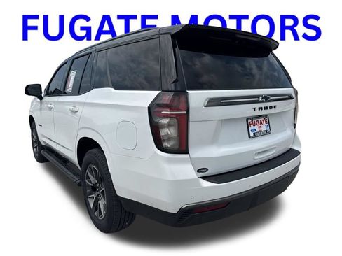 Used 2022 Chevrolet Tahoe Z71 w/ Luxury Package AWD/4WD image 3