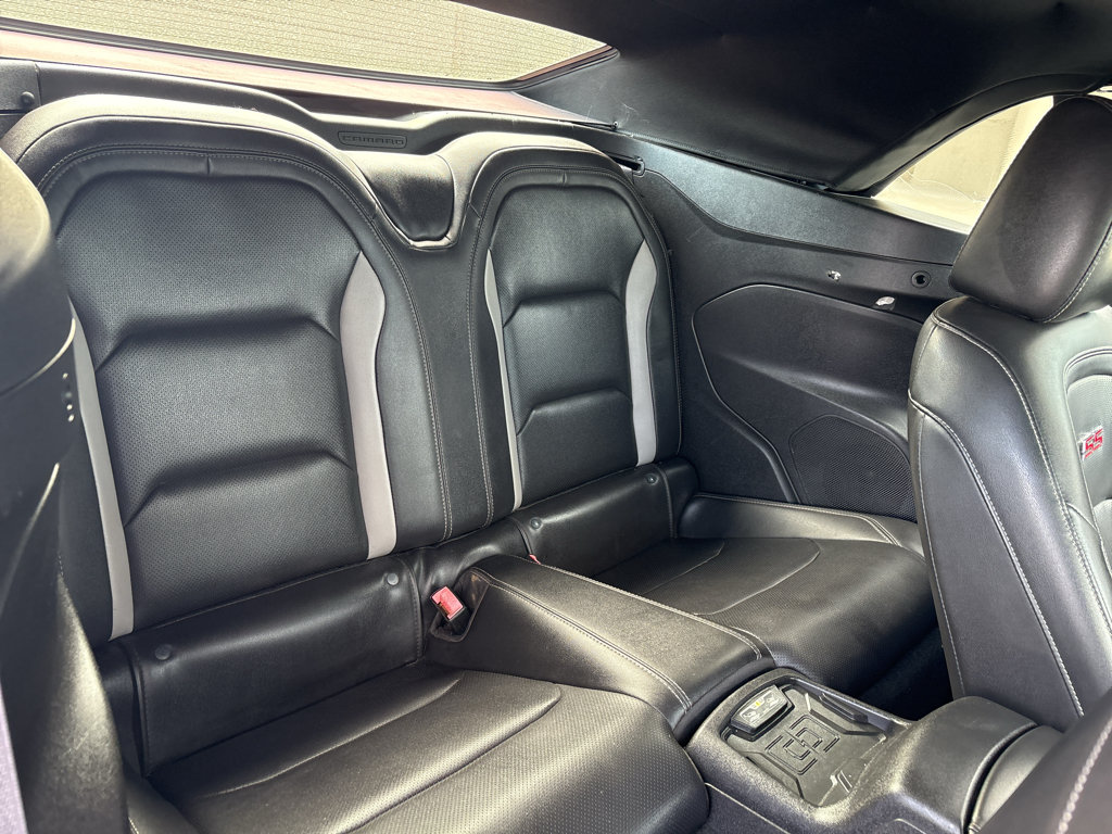 Used 2016 Chevrolet Camaro SS RWD image 14