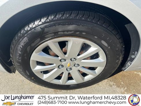 Used 2011 Chevrolet Cruze LT FWD image 9