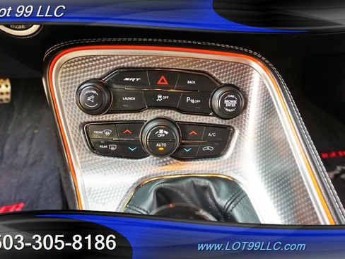 Used 2015 Dodge Challenger SRT Hellcat image 21