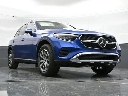 New 2025 Mercedes-Benz GLC 300 GLC 300 image 41