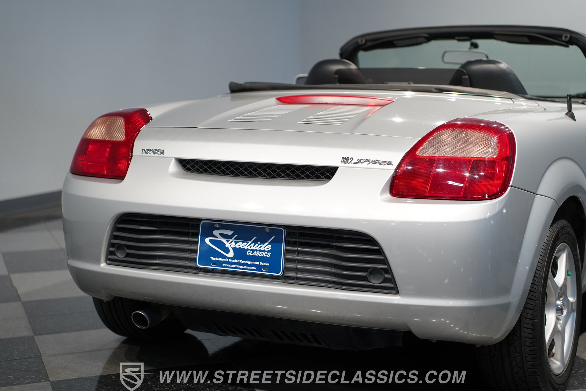 Used 2001 Toyota MR2 RWD image 27