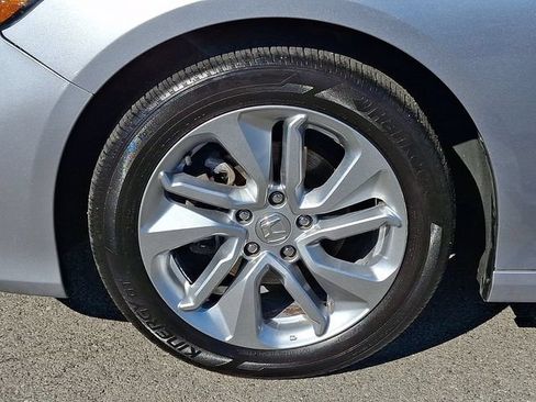 Used 2020 Honda Accord LX image 8