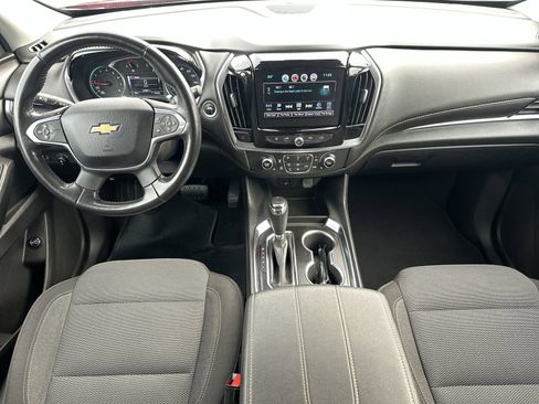 Used 2019 Chevrolet Traverse LT image 18