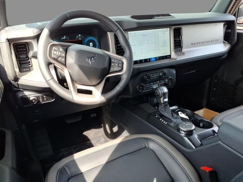 New 2026 Ford Bronco Outer Banks AWD/4WD image 6