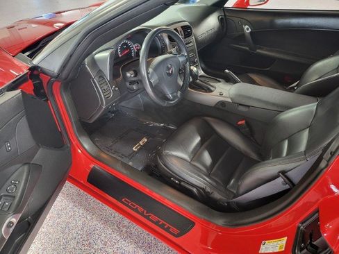 Used 2006 Chevrolet Corvette Coupe RWD image 15