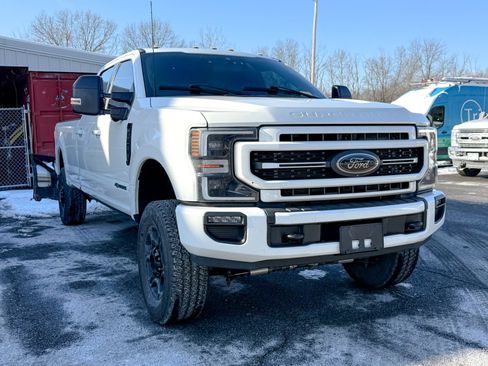 Used 2021 Ford F250 Lariat image 1