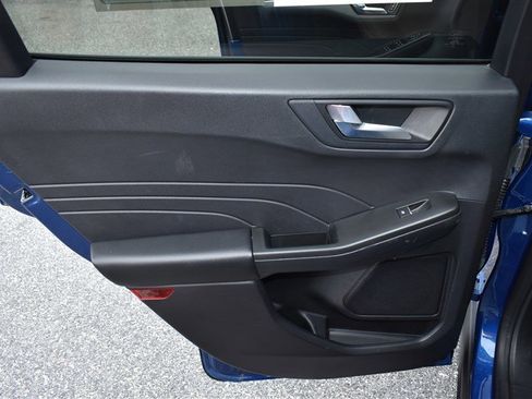 Used 2022 Ford Escape SEL image 25