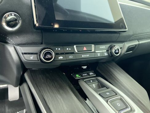 Used 2021 Honda Clarity Touring image 19