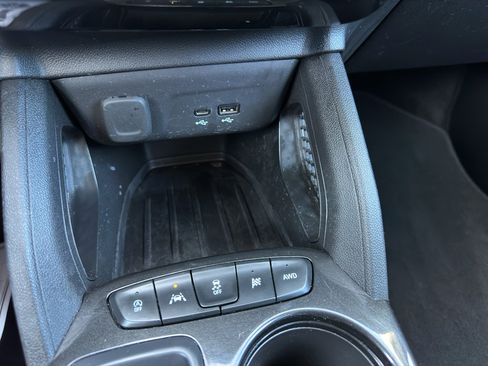 Used 2025 Chevrolet TrailBlazer LT image 16