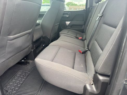 Used 2019 Chevrolet Silverado 1500 LT w/ LPO, Black Pack AWD/4WD image 8