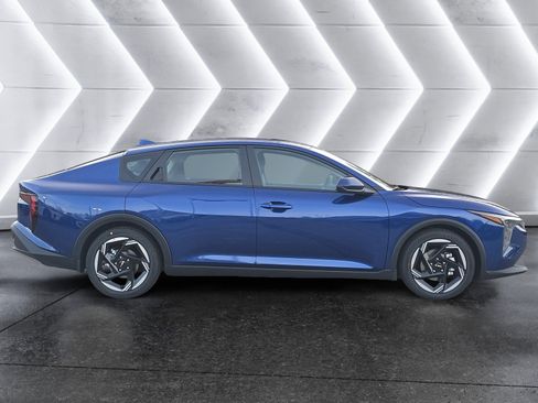 New 2026 Kia K4 EX FWD image 3