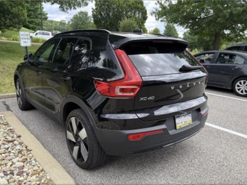 Used 2023 Volvo XC40 Recharge Ultimate w/ Protection Package Premier AWD/4WD image 4
