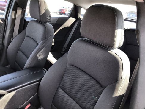 Used 2023 Chevrolet Malibu LT image 11