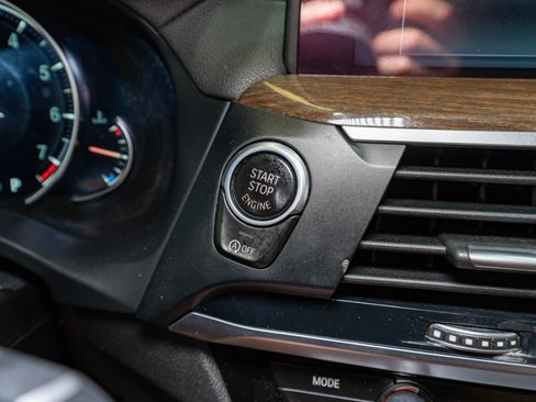 Used 2018 BMW X3 M40i image 32