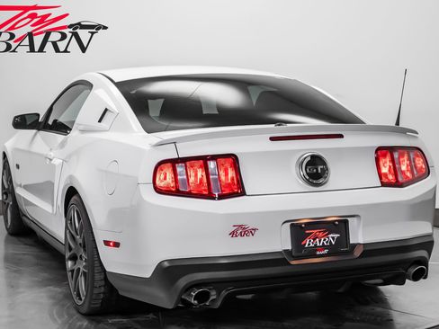 Used 2012 Ford Mustang GT Premium image 11