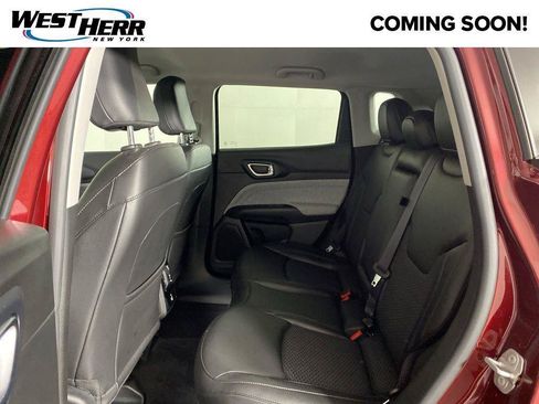 Used 2022 Jeep Compass Latitude w/ Convenience Group AWD/4WD image 16