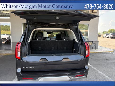 Used 2025 Ford Expedition Platinum w/ Driver's Package AWD/4WD image 37