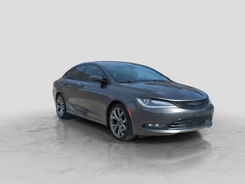 Used 2015 Chrysler 200 S w/ Navigation & Sound Group I image 10