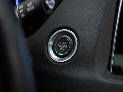 Certified 2023 Cadillac XT4 Premium Luxury w/ Cold Weather Package image 27