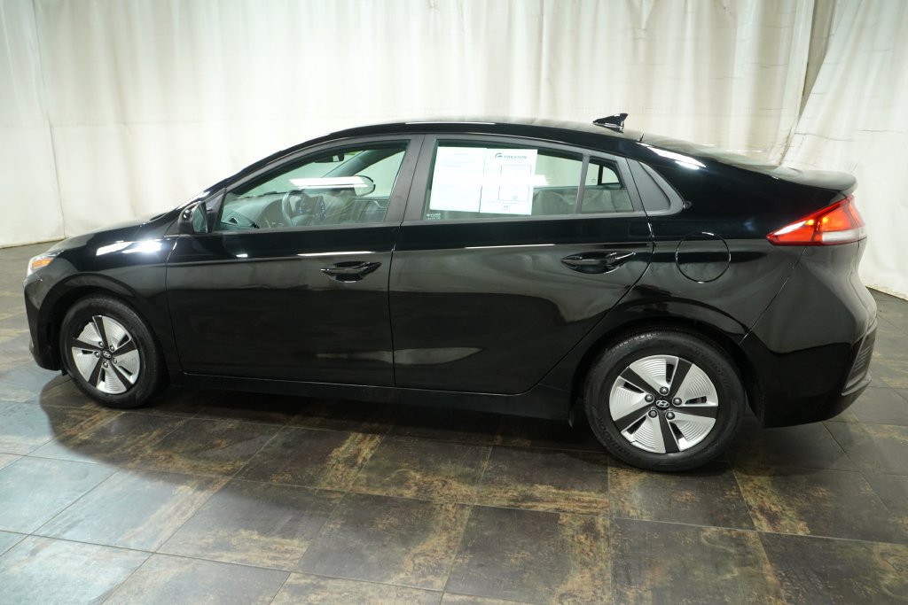 Used 2022 Hyundai Ioniq Blue FWD image 7