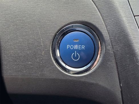 Used 2012 Toyota Prius Two image 5