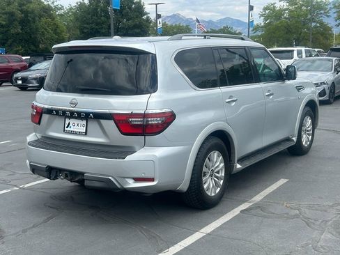 Used 2021 Nissan Armada SV image 3