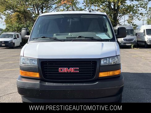 Used 2022 GMC Savana 2500 w/ Driver Convenience Package image 8