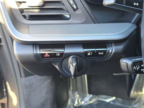 Used 2021 Porsche 911 Carrera image 32