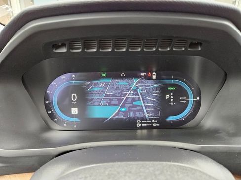 Certified 2024 Volvo XC90 T8 Plus w/ Protection Package Premier AWD/4WD image 24