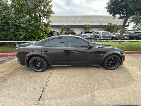 Used 2023 Dodge Charger Scat Pack RWD image 4